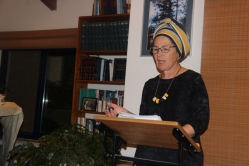 דבורה לוי מספרת את סיפורו של אביה - בבית לסה רסקין